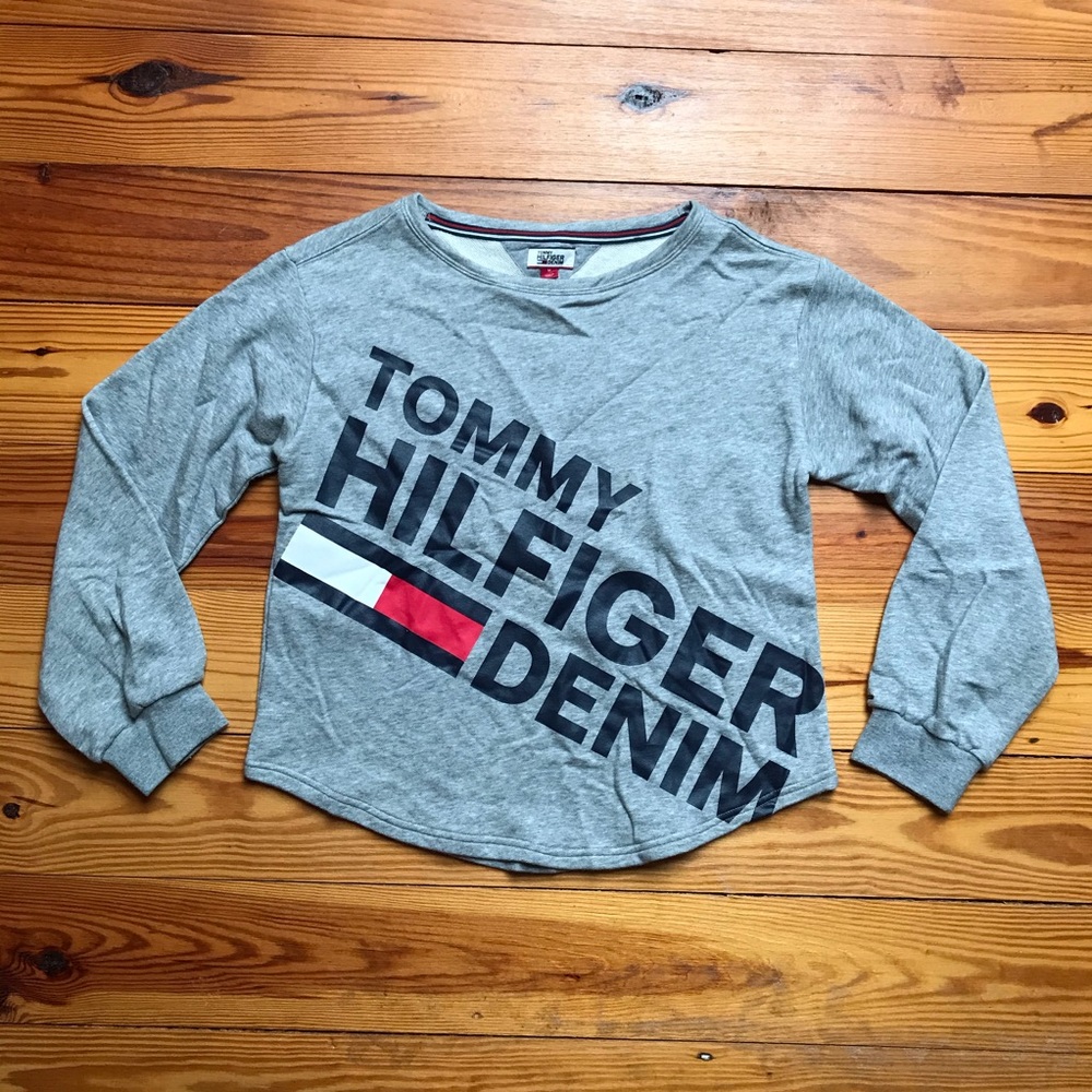 Tommy Hilfiger Gray Sweatshirt, EUC, M - Picture 3 of 12